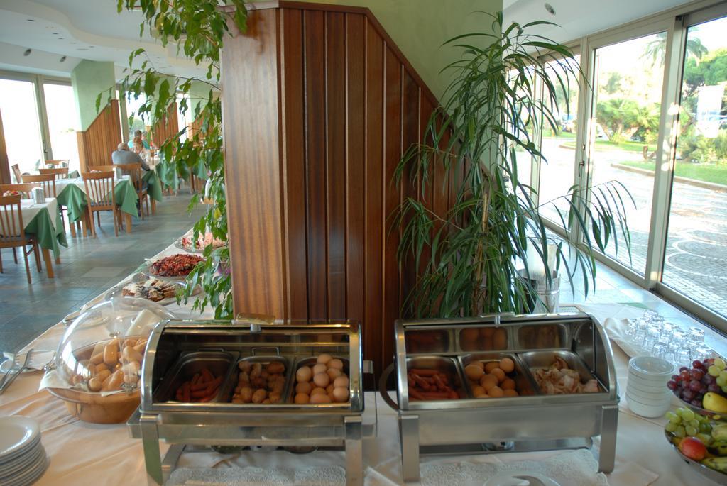 Grand Hotel L'Approdo 테라치나 외부 사진