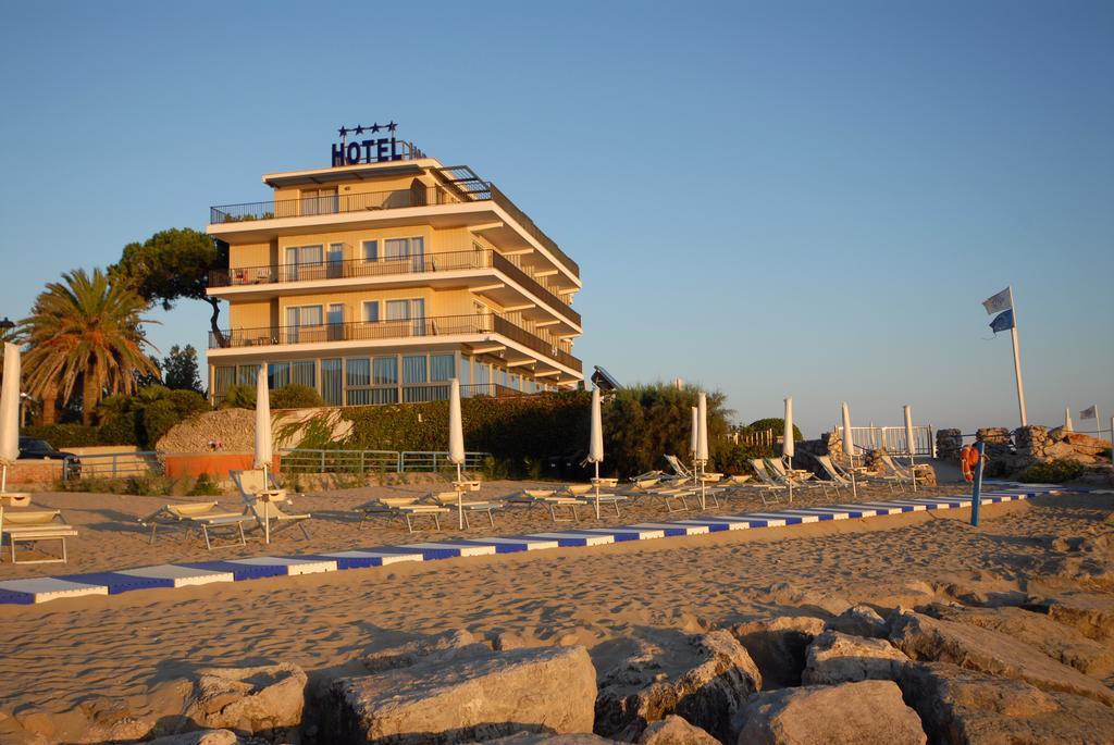 Grand Hotel L'Approdo 테라치나 외부 사진