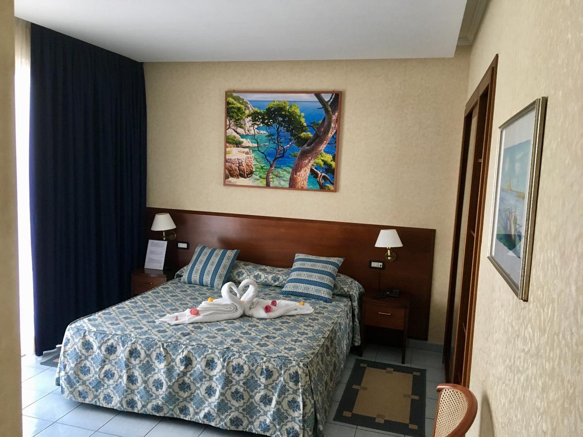 Grand Hotel L'Approdo 테라치나 외부 사진