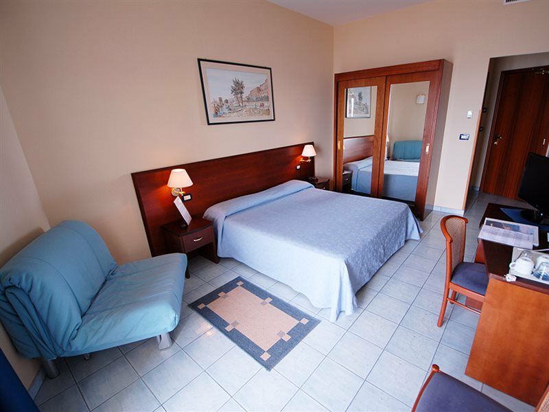 Grand Hotel L'Approdo 테라치나 외부 사진